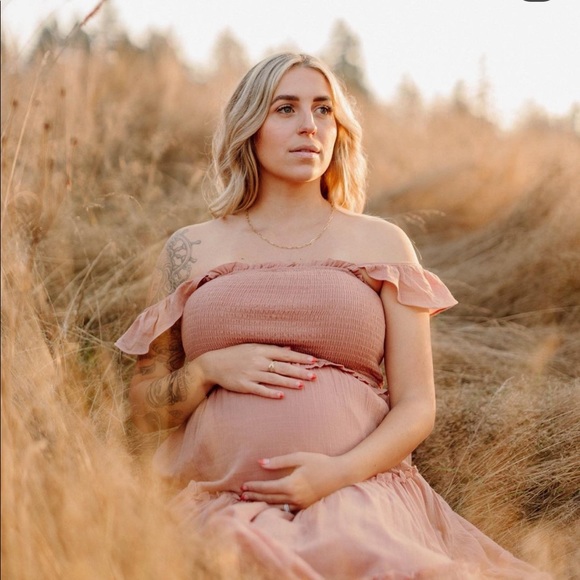 ✨MEET YOUR POSHER✨ - Picture 2 of 5